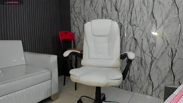 Snapshot of ManSant chatting on November 22, 2025, 2:38 pm ManSant online show from November 22, 2025, 2:38 pm