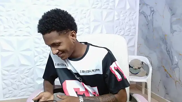 ManSant online show from April 13, 2026, 4:33 pm