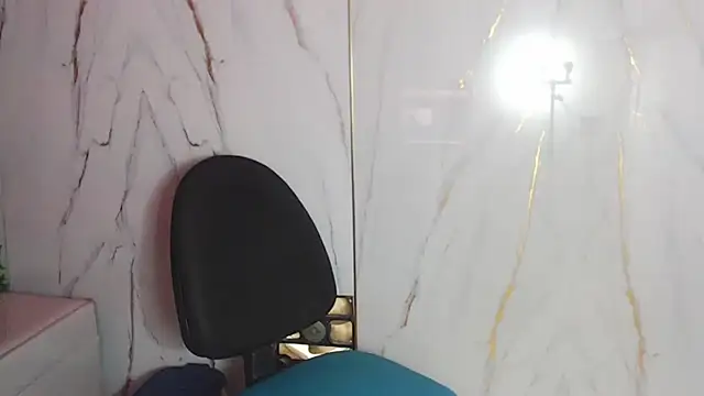 ManSant online show from April 7, 2026, 4:42 pm