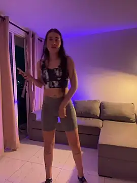 KaryAndTylor online show from January 5, 2025, 2:06 am