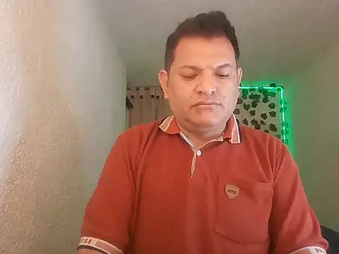 SexDiffrent online show from May 22, 2026, 7:34 pm