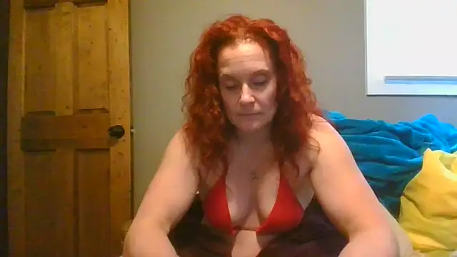 Snapshot of fitflamedragan chatting on May 18, 2026, 9:52 pm fitflamedragan online show from May 18, 2026, 9:52 pm
