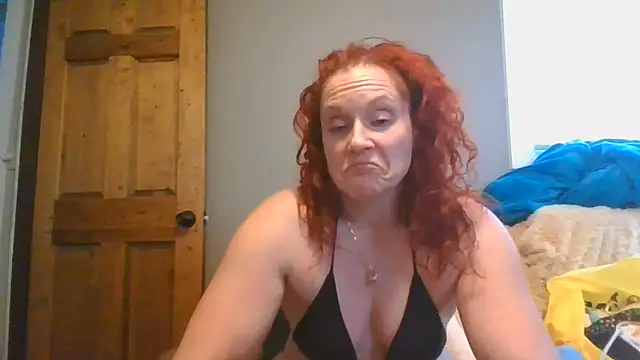Snapshot of fitflamedragan chatting on July 1, 2026, 9:48 pm fitflamedragan online show from July 1, 2026, 9:48 pm