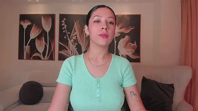 LilaWest online show from September 11, 2025, 11:32 am