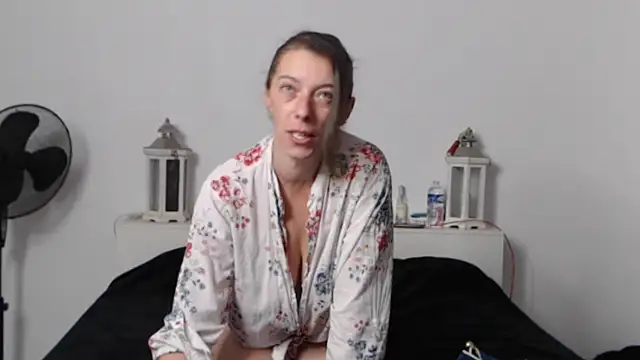 Snapshot of Oriane_Jackson chatting on November 7, 2025, 11:04 am Oriane Jackson online show from November 7, 2025, 11:04 am