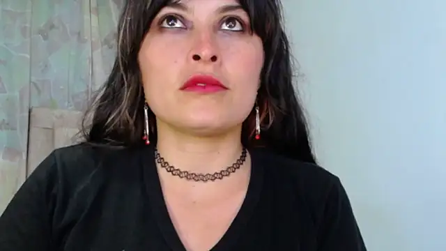 Alexandrasaenz online show from March 18, 2026, 9:48 pm