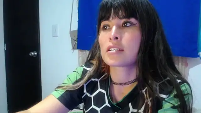 Snapshot of Alexandrasaenz chatting on May 6, 2026, 2:15 am Alexandrasaenz online show from May 6, 2026, 2:15 am