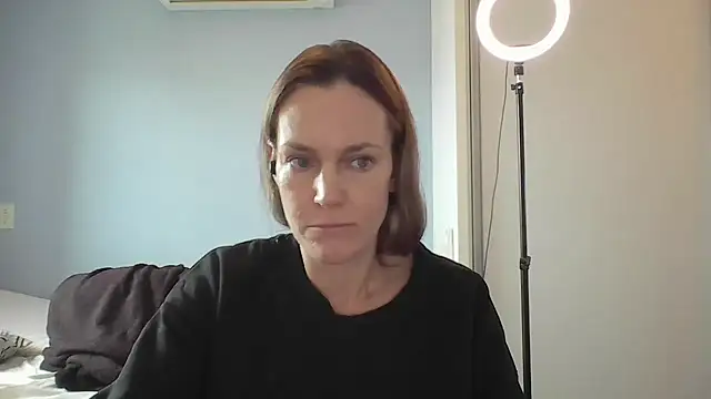 Annylove1 online show from November 25, 2025, 10:48 am