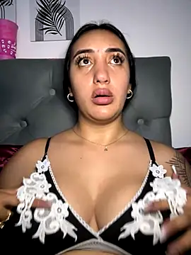 Hannahoff online show from November 3, 2025, 3:12 am