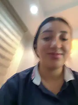 Snapshot of Hannahoff chatting on February 7, 2025, 11:24 pm Hannahoff online show from February 7, 2025, 11:24 pm