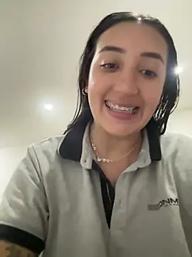 Snapshot of Hannahoff chatting on January 16, 2025, 5:11 am Hannahoff online show from January 16, 2025, 5:11 am