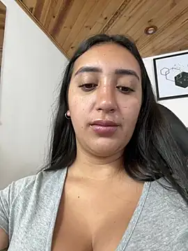 Snapshot of Hannahoff chatting on January 28, 2025, 9:08 pm Hannahoff online show from January 28, 2025, 9:08 pm