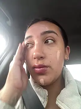 Snapshot of Hannahoff chatting on February 2, 2025, 6:09 pm Hannahoff online show from February 2, 2025, 6:09 pm