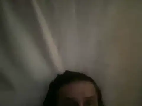 Snapshot of ALPHANDRE chatting on February 6, 2026, 12:01 pm ALPHANDRE online show from February 6, 2026, 12:01 pm