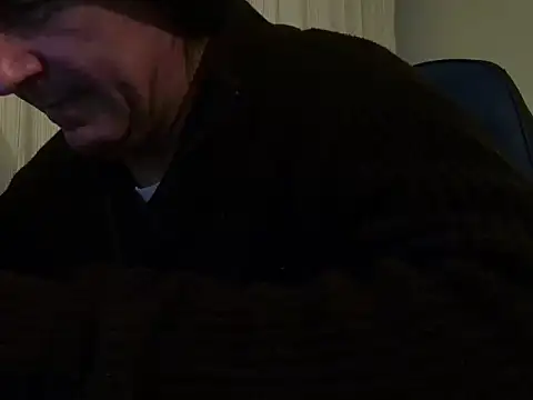 Snapshot of ALPHANDRE chatting on April 3, 2026, 7:20 pm ALPHANDRE online show from April 3, 2026, 7:20 pm