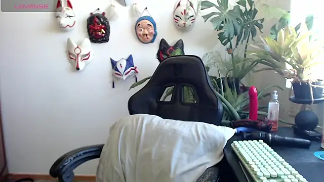 Snapshot of cat_salo chatting on February 27, 2026, 3:45 pm cat salo online show from February 27, 2026, 3:45 pm