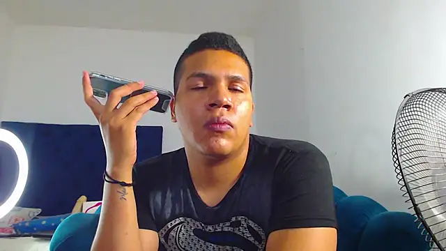 StevanHouston online show from January 22, 2025, 5:06 pm