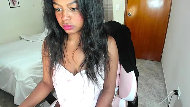 charlott7 online show from February 1, 2026, 1:42 pm