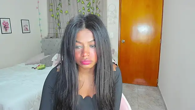 charlott7 online show from November 3, 2025, 1:22 am