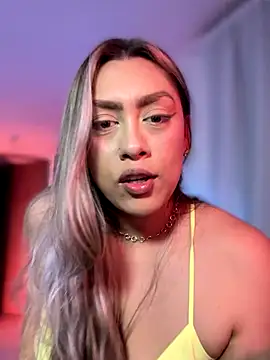 Im sophiie online show from September 11, 2025, 6:57 am