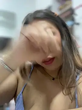 Im sophiie online show from March 16, 2025, 6:20 am