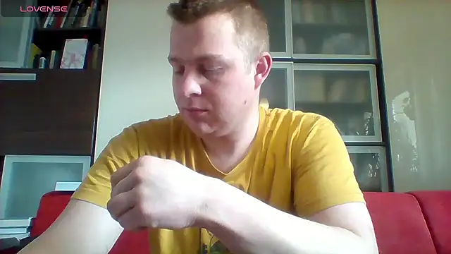 Snapshot of Matttthees chatting on February 20, 2026, 12:29 pm Matttthees online show from February 20, 2026, 12:29 pm