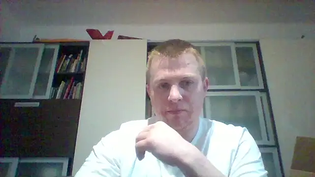 Snapshot of Matttthees chatting on February 5, 2026, 2:46 pm Matttthees online show from February 5, 2026, 2:46 pm