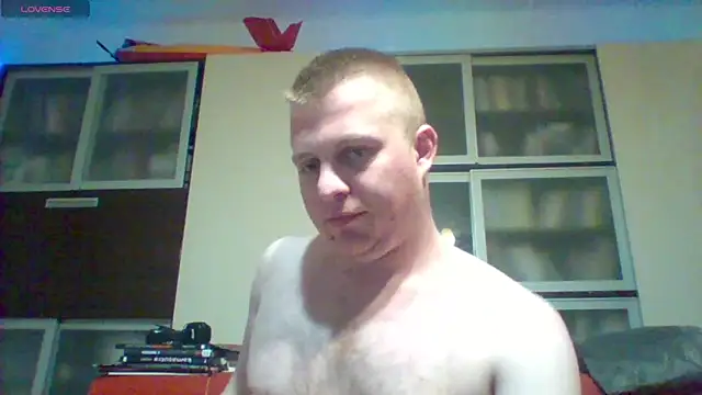 Matttthees online show from March 21, 2025, 12:40 am