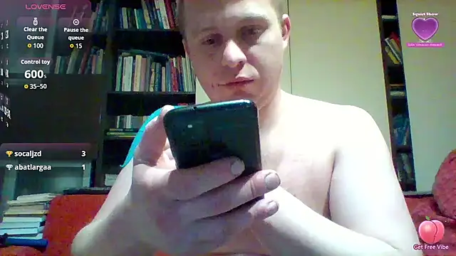 Snapshot of Matttthees chatting on February 8, 2026, 8:28 pm Matttthees online show from February 8, 2026, 8:28 pm