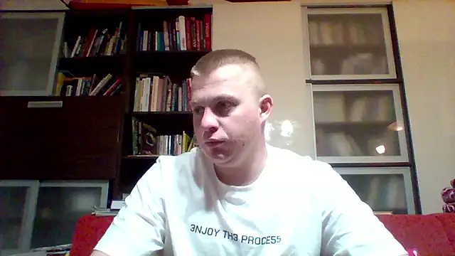 Snapshot of Matttthees chatting on January 13, 2026, 4:27 am Matttthees online show from January 13, 2026, 4:27 am