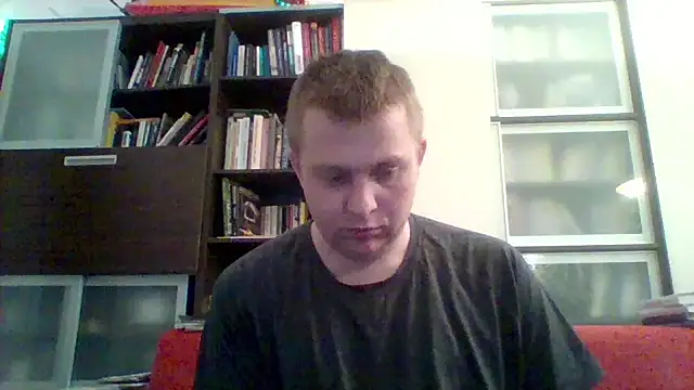 Snapshot of Matttthees chatting on January 11, 2026, 5:42 pm Matttthees online show from January 11, 2026, 5:42 pm