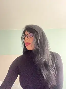 Snapshot of Miaparkerss_ chatting on April 28, 2026, 5:06 pm Miaparkerss online show from April 28, 2026, 5:06 pm