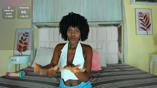 Snapshot of AlmaSean chatting on March 23, 2025, 12:36 am AlmaSean online show from March 23, 2025, 12:36 am