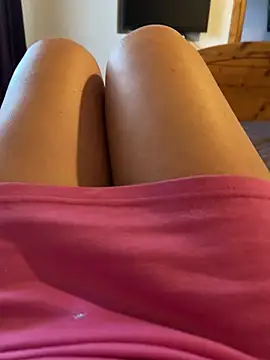 sweetmystery1 online show from November 23, 2025, 12:37 pm