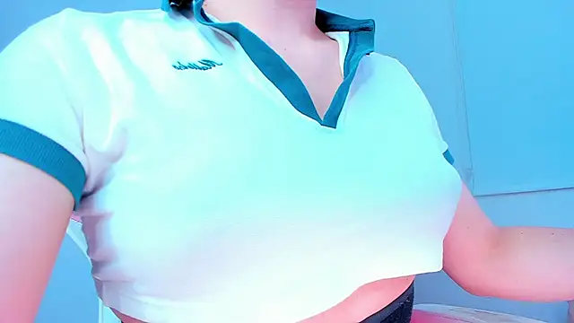 Snapshot of Ariana_f chatting on March 23, 2026, 11:37 pm Ariana f online show from March 23, 2026, 11:37 pm