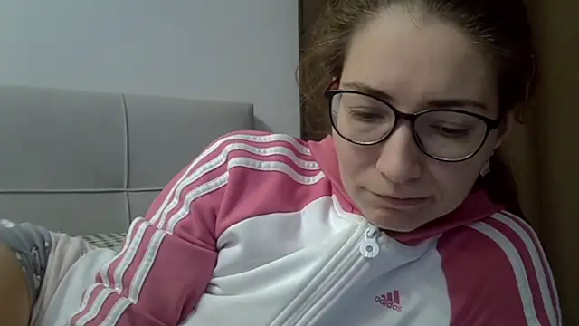 Ashleyspice online show from November 18, 2025, 4:38 am