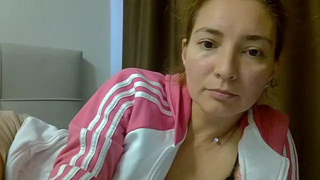 Ashleyspice online show from September 19, 2025, 12:09 pm