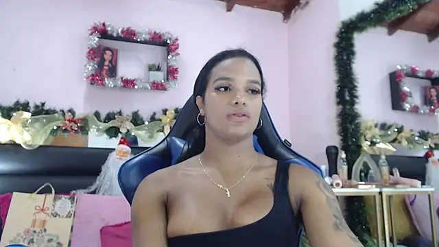 Snapshot of madison_holiday chatting on December 26, 2024, 10:05 am madison holiday online show from December 26, 2024, 10:05 am