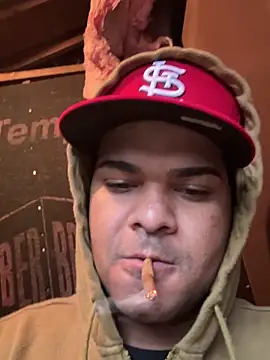 marhi32 online show from October 27, 2025, 10:44 pm