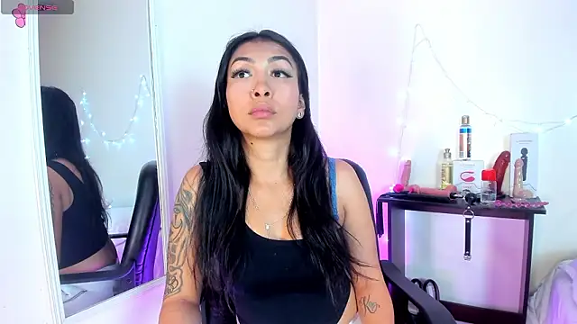 Snapshot of Tracy_lambo chatting on February 27, 2026, 1:06 am Tracy lambo online show from February 27, 2026, 1:06 am