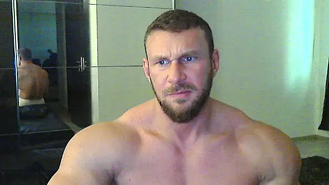 muscularkevin online show from October 23, 2025, 1:21 pm