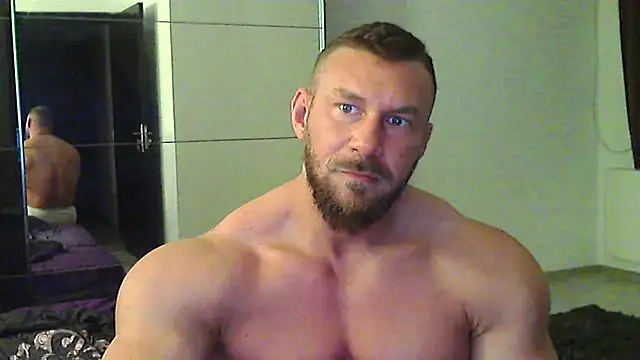 Snapshot of muscularkevin chatting on April 9, 2026, 3:41 am muscularkevin online show from April 9, 2026, 3:41 am