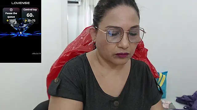 Katha Marck online show from October 14, 2025, 12:39 pm