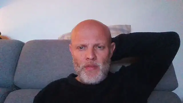 Snapshot of davigochi77bcn chatting on December 18, 2025, 9:07 pm davigochi77bcn online show from December 18, 2025, 9:07 pm