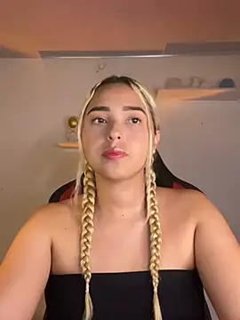 Snapshot of Irisweet_ chatting on March 6, 2025, 11:31 pm Irisweet online show from March 6, 2025, 11:31 pm