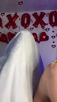 Irisweet  online show from February 15, 2026, 4:39 pm