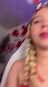 Irisweet  online show from February 14, 2026, 7:25 pm