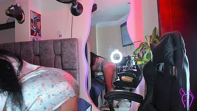 danielasexya1 online show from September 28, 2025, 4:08 am