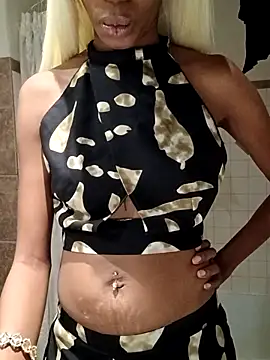 Snapshot of Jasmine_FullsShine chatting on April 8, 2026, 9:16 pm Jasmine FullsShine online show from April 8, 2026, 9:16 pm