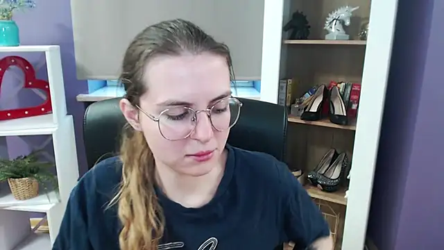 Zoey Erotic online show from February 26, 2025, 11:43 am